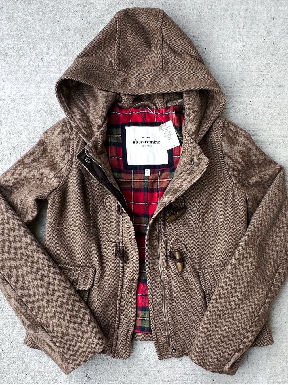 Abercrombie & Fitch Kids Wool Brown Chevron Pattern Peacoat, Plaid Interior